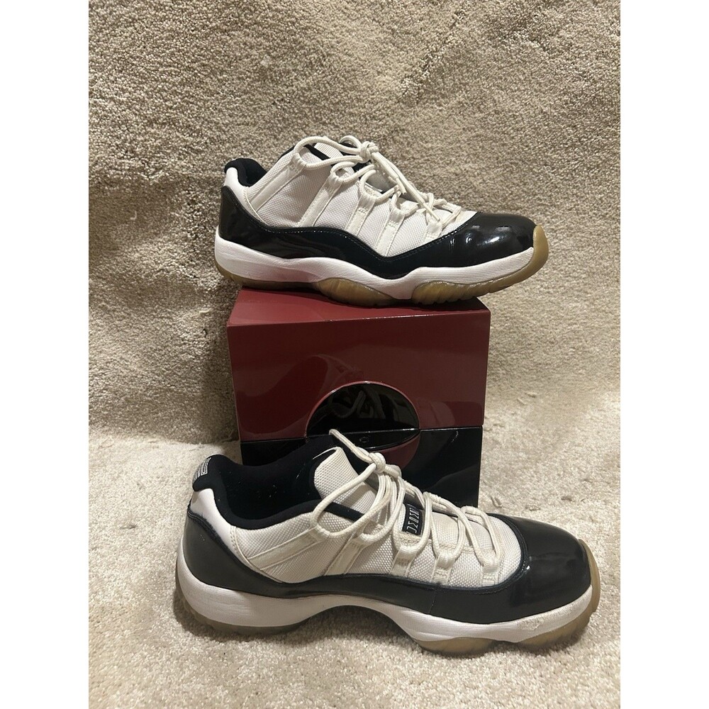 Jordan Air Jordan 11 Retro Low Concord White/Black Men's 2014 528895-153 - Picture 2 of 6